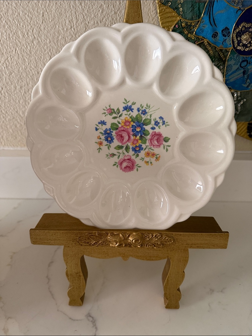 Vintage American Art Ware Floral Egg Plate 30’s or 40’s